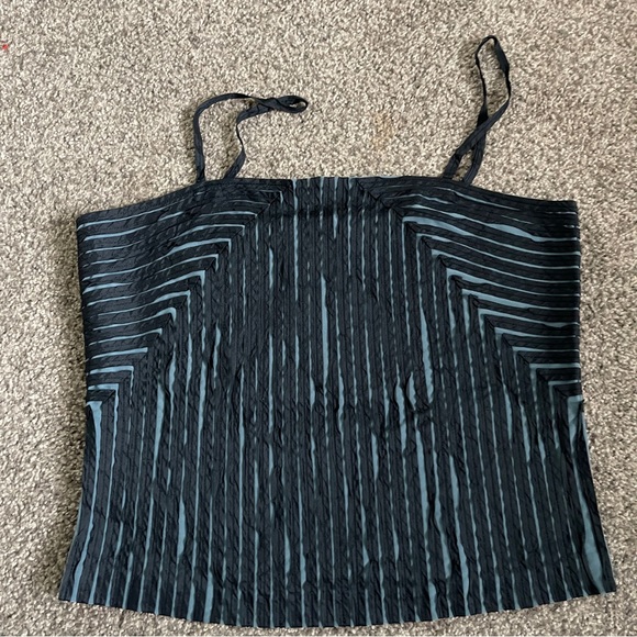 IKA tops size 38 - Picture 7 of 7